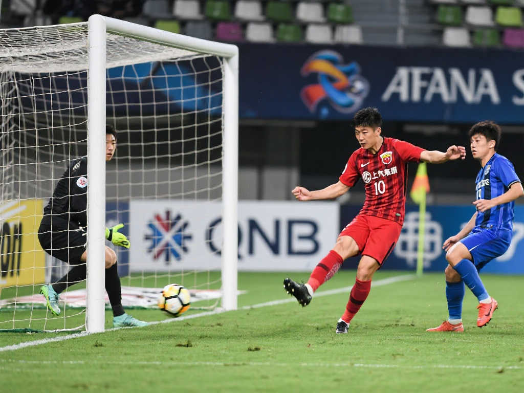 【亚冠】傅欢伤退杨世元失误送礼 海港0-1不敌横滨